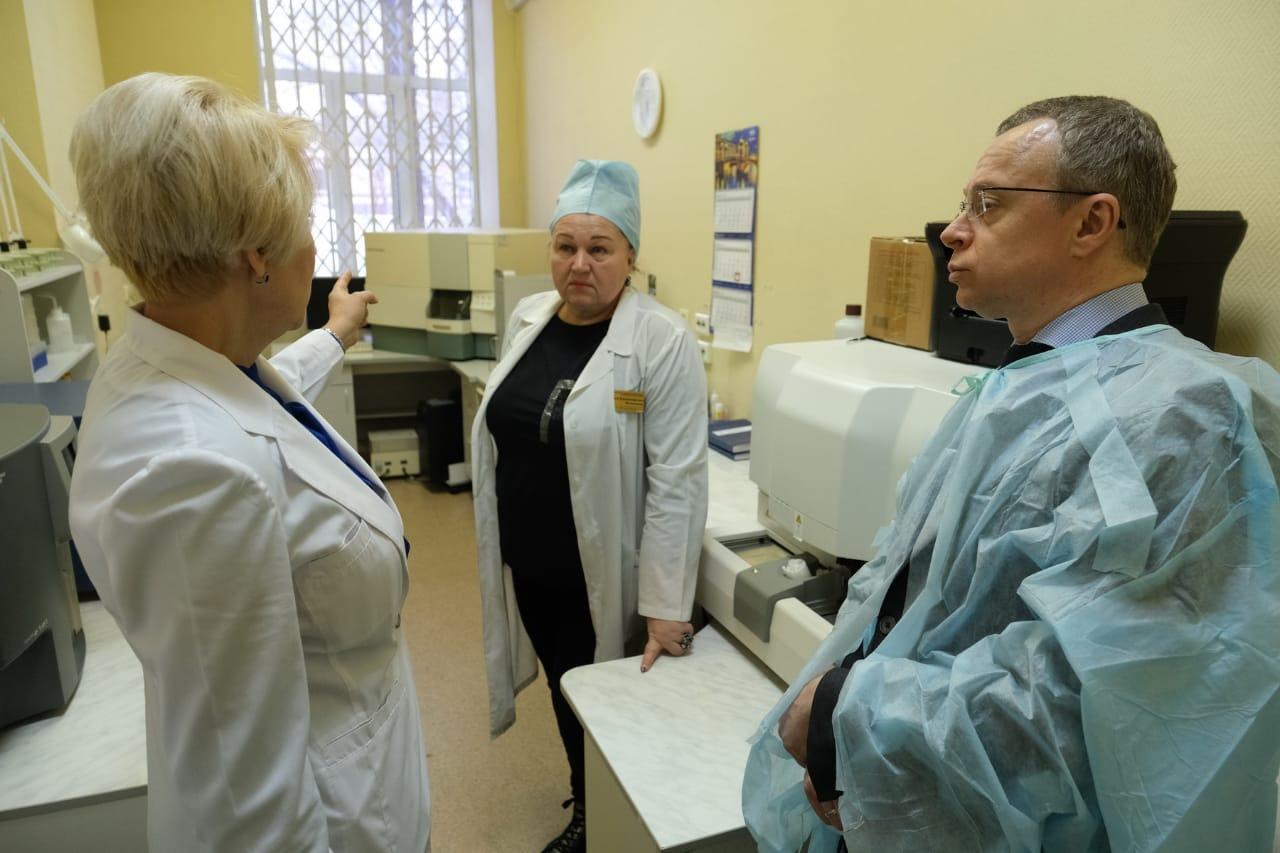 Фото «Личная трагедия или кадровая реформа?»: почему Юрия Петухова уволили с поста первого замгубернатора Новосибирской области на фоне скандальных слухов 3 - Сиб.ФМ Фото «Личная трагедия или кадровая реформа?»: почему Юрия Петухова уволили с поста первого замгубернатора Новосибирской области на фоне скандальных слухов 3